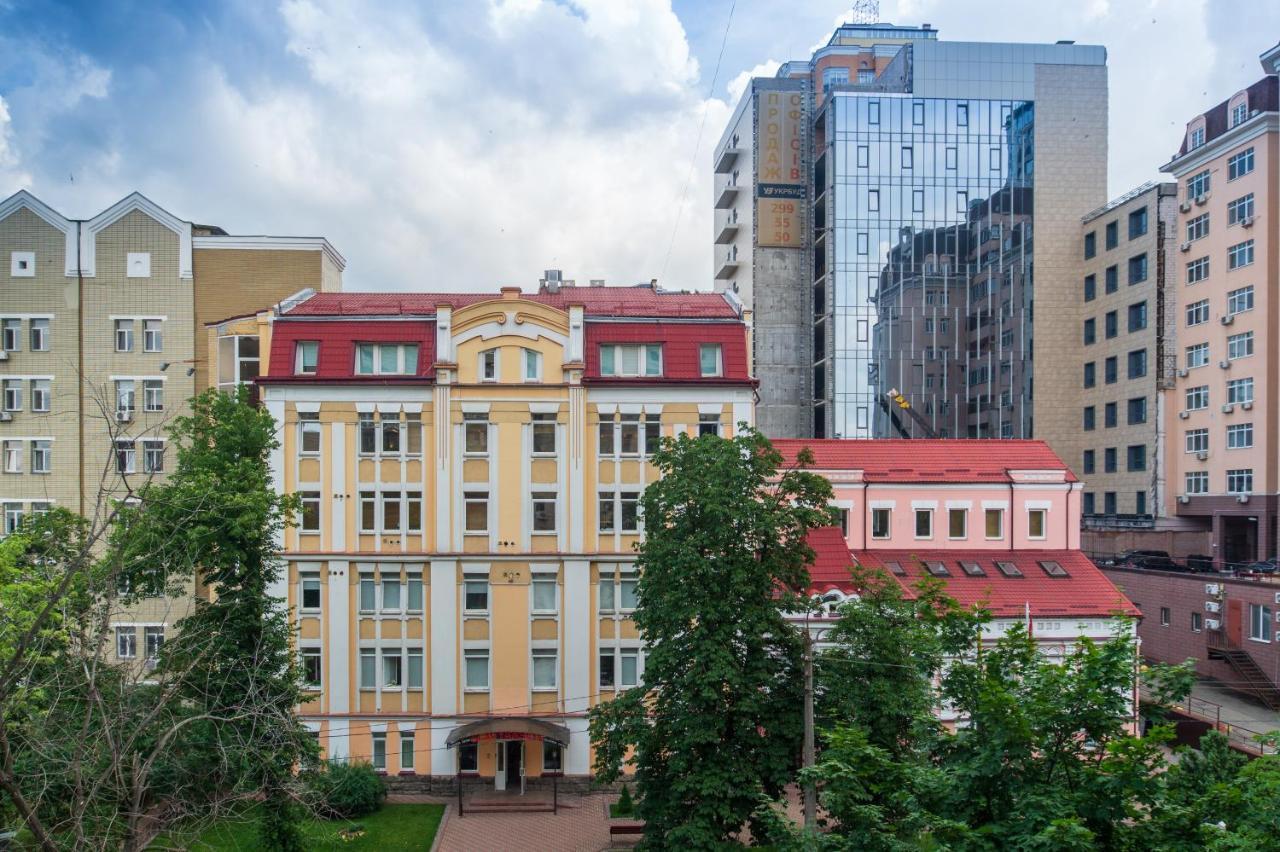 1 Комнатная Квартира По Улице Предславинская, 12 كييف المظهر الخارجي الصورة